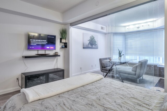 ウォーターフロント クレア アベニュー スイーツ