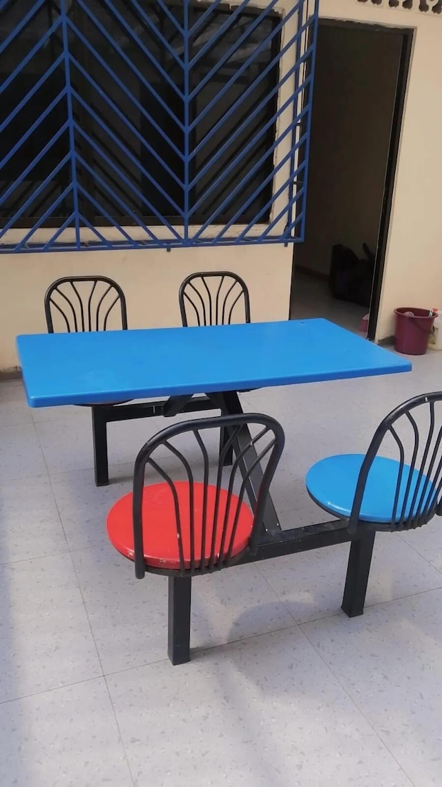 CJ ホームステイ