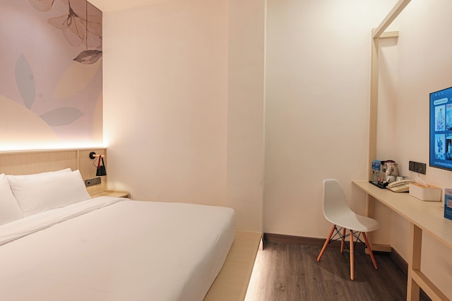 トゥルー ブルー メンテン ジャカルタ