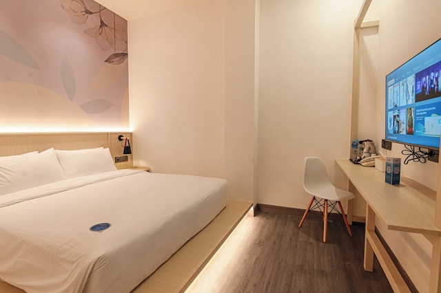 トゥルー ブルー メンテン ジャカルタ