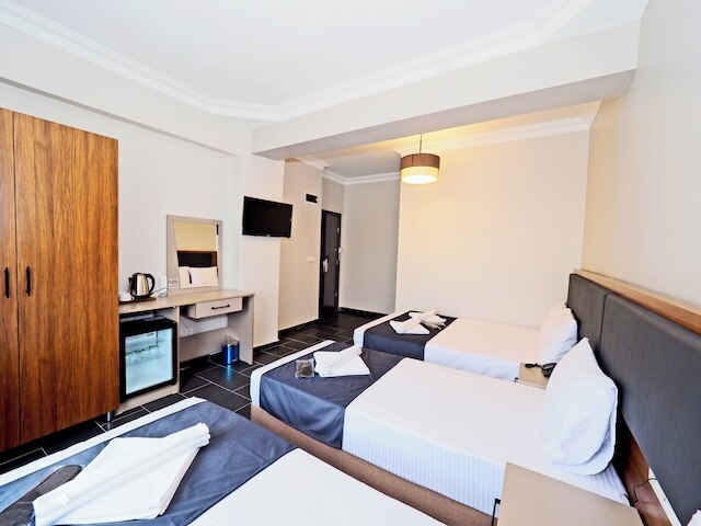 ダイヤモンド ホテル オールドシティ