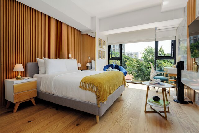 アイコン ローマ 517 バイ ウィンウッド ハウス