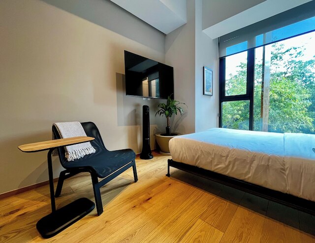 アイコン ローマ 517 バイ ウィンウッド ハウス