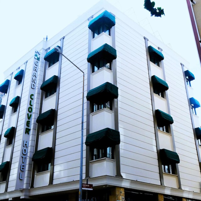 グランド クローバー ホテル