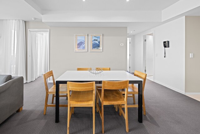 プール アンド オーシャン ビューズ アット ザ H-レジデンス