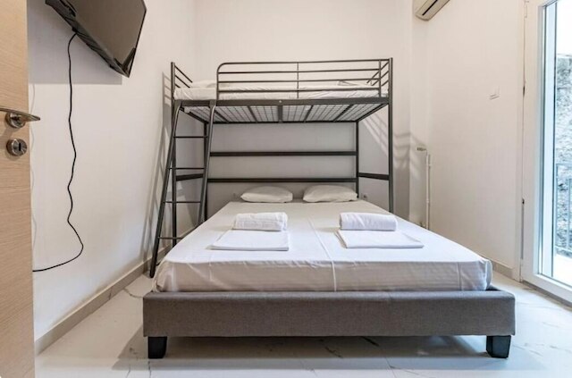 アテネ ダウンタウン メトロ