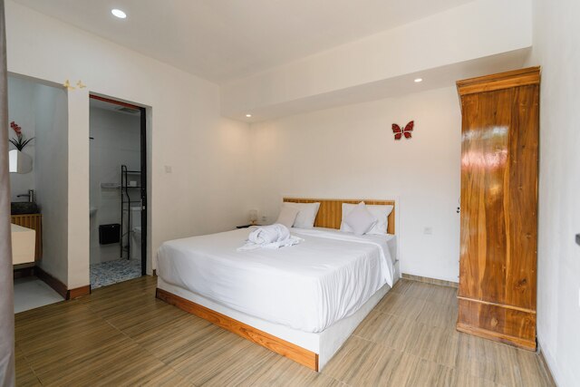 グリヤ サダナ デウィ スリ