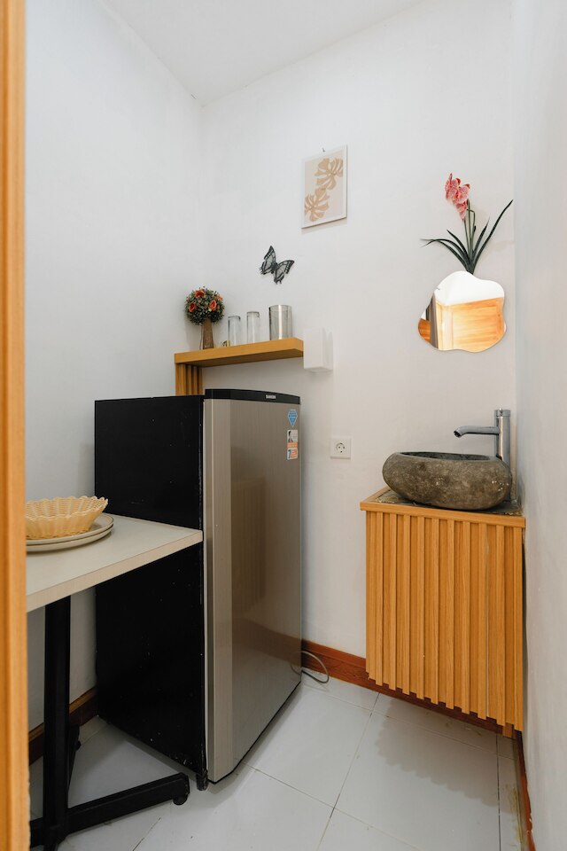 グリヤ サダナ デウィ スリ