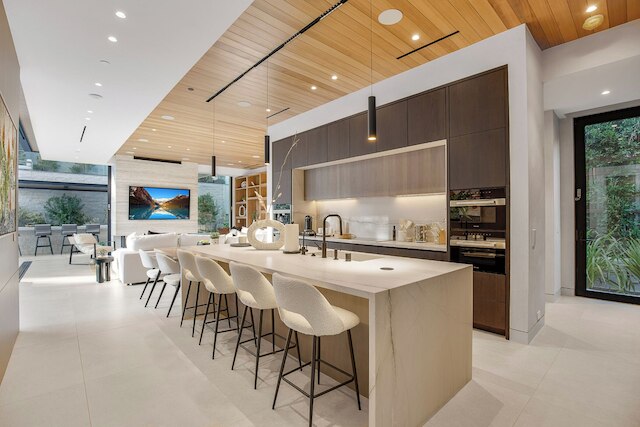 ハットン モダン