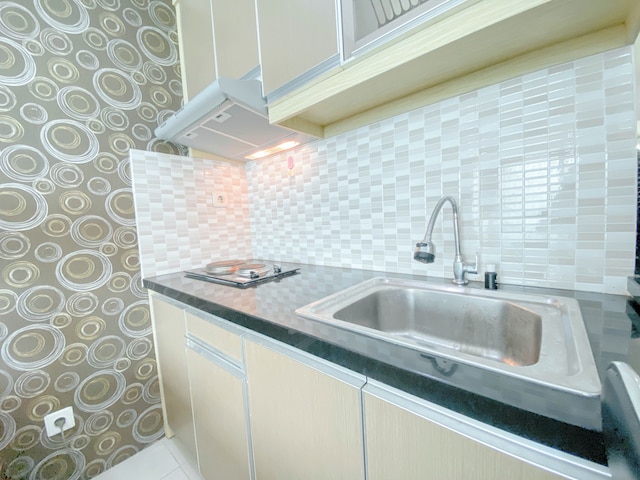 ウェル デザインド スタジオ アット タマンサリ ラ グランデ アパートメント