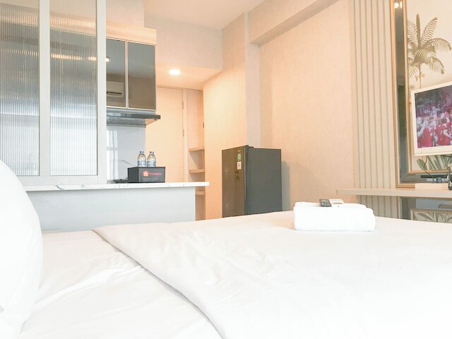 モダン アンド コンフォータブル スタジオ アット ベンソン スーパーモール マンション アパートメント