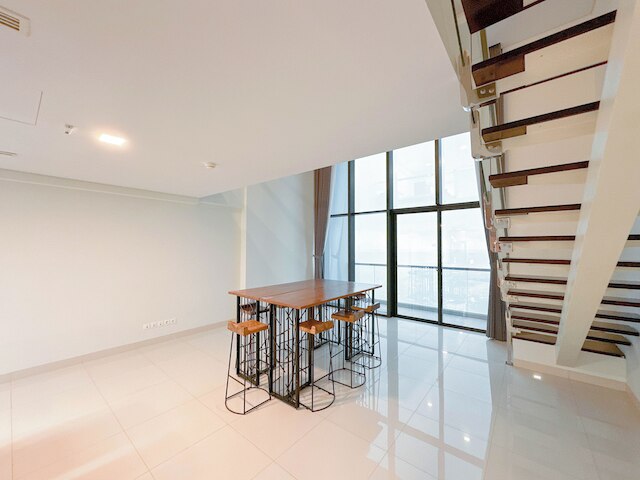 スペーシャス アンド モダン スタジオ SOHO アパートメント アット VieLoft SOHO アンド SKY レジデンス