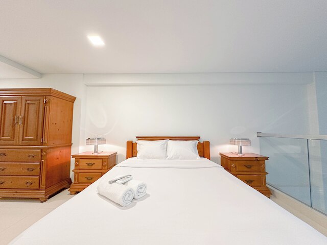 スペーシャス アンド モダン スタジオ SOHO アパートメント アット VieLoft SOHO アンド SKY レジデンス