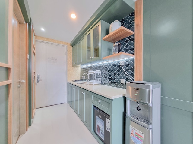 トランクイル アンド モダン スタジオ マタラム シティ アパートメント