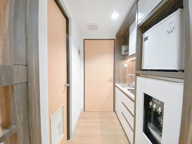 コンフォータブル アンド ホーミー スタジオ アット ザ アルトン アパートメント