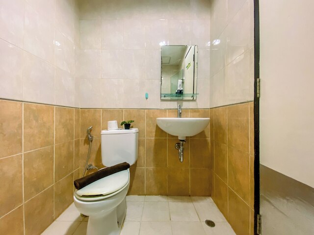 ストラテジック アンド ホーミー スタジオ アット タマンサリ スディルマン アパートメント