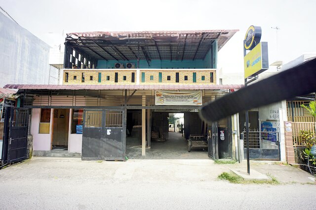 ホテル O メダン ティムール ニア RSU マダニ