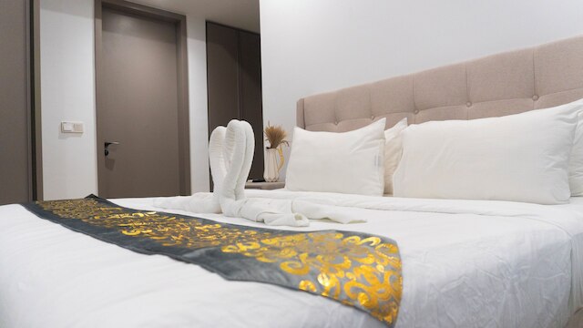 ムーンウェイ ラグジュアリー スイーツ アット イートン レジデンス