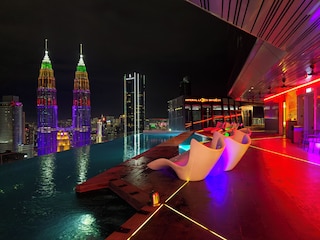 インペリアル ラグジュアリー スイーツ KLCC バイ ムーンウェイ