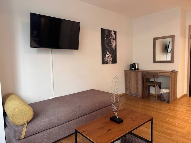 アテネ ラグジュアリー スイート 38 m2