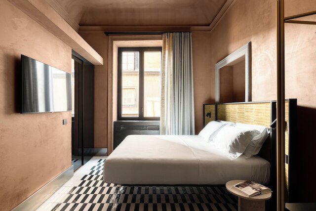 ウニクム スイート グランデ アルキヴィオ ナポリ