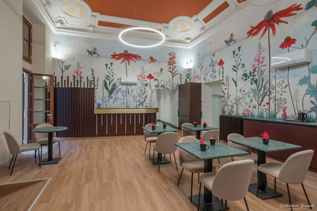 ホテル アダマス