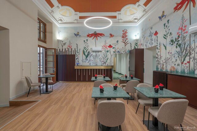 ホテル アダマス