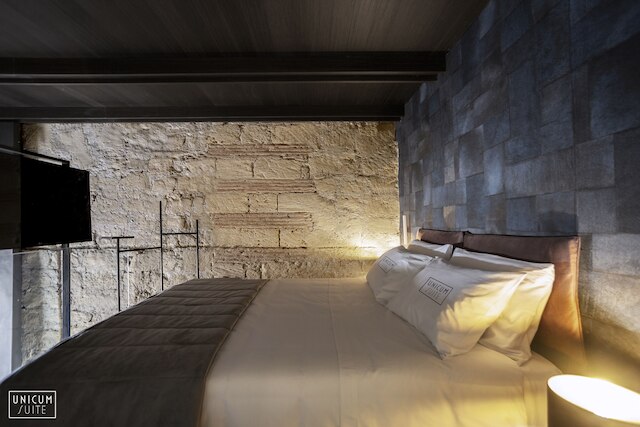 ウニクム スイート ナポリ セントロ ストリコ