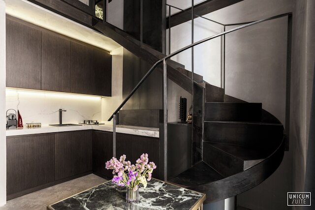 ウニクム スイート ナポリ セントロ ストリコ