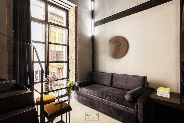 ウニクム スイート ナポリ セントロ ストリコ