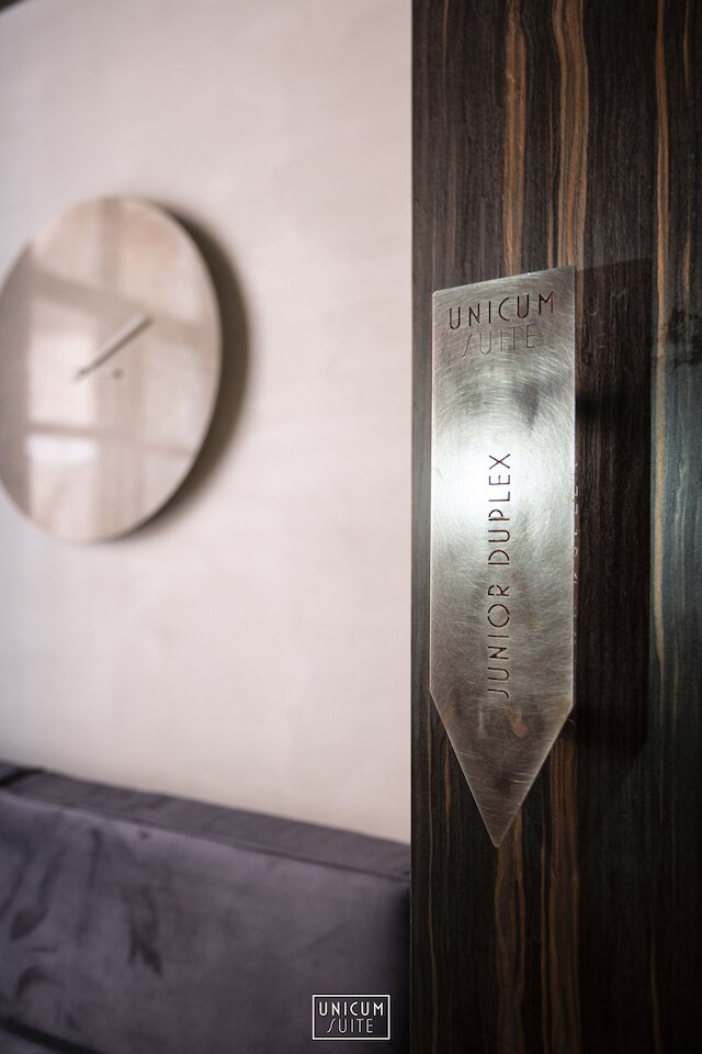 ウニクム スイート ナポリ セントロ ストリコ