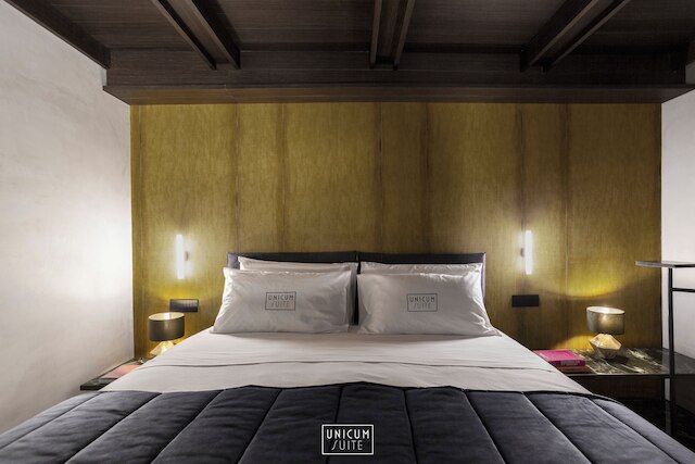 ウニクム スイート ナポリ セントロ ストリコ