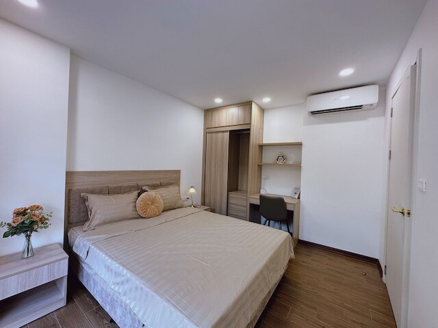 ラックス パラダイス プレミアム ホテル グエン カック ヒエウ