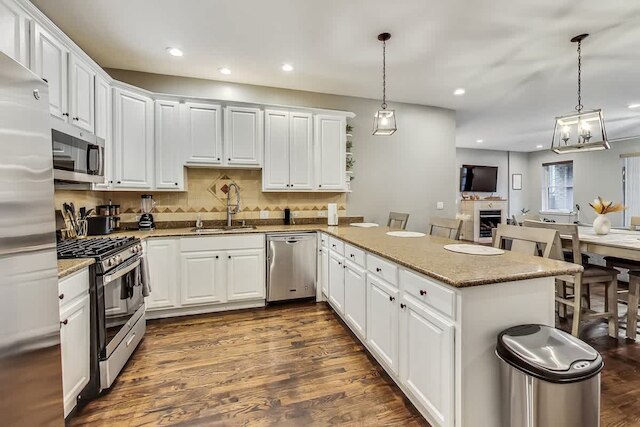 サウス ループ スリー ベッドルーム トゥ バス ホーム