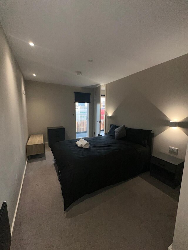 2 ベッドルーム 2 エンスイート バルコニー シティビュー パーキング セントラル