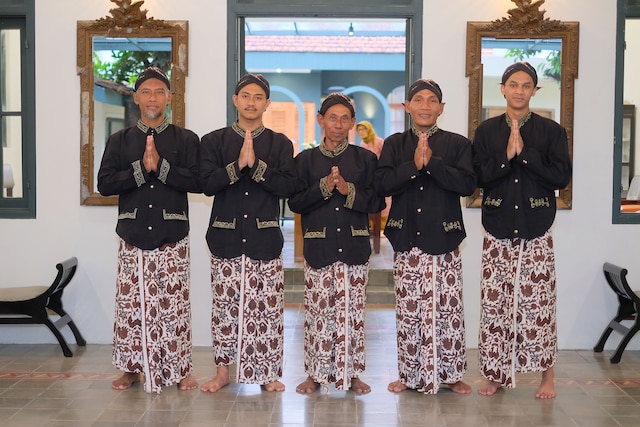 アグン ゲストハウス バイ RF