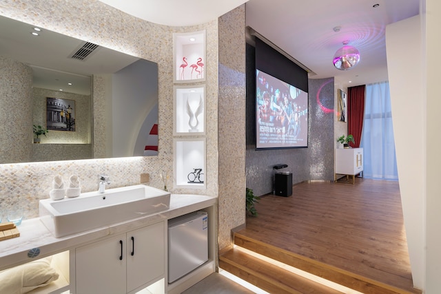 ChongQing BackHome Riverview Hotel