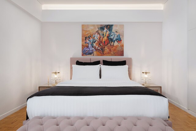 アテネズ ゴールデン ライト プレミアム レジデンス