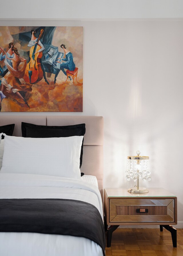 アテネズ ゴールデン ライト プレミアム レジデンス