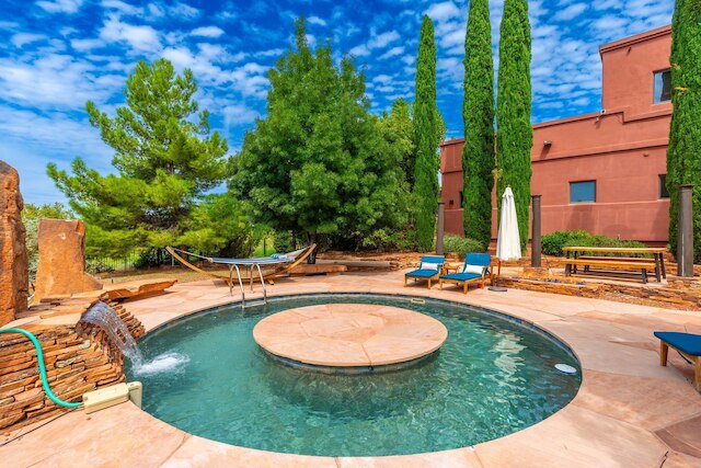 ミスティック サンセット バイ Avantstay サンダー マウンテン ビュー プール ドライビング レンジ カシータ