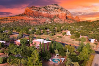 ミスティック サンセット バイ Avantstay サンダー マウンテン ビュー プール ドライビング レンジ カシータ