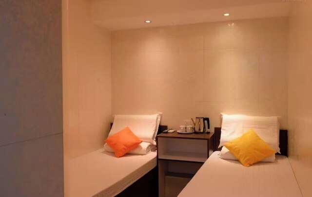 Hong Kong Full Harvest Inn