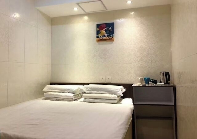 Hong Kong Full Harvest Inn