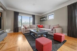 コンフィ キツラノ ハウス