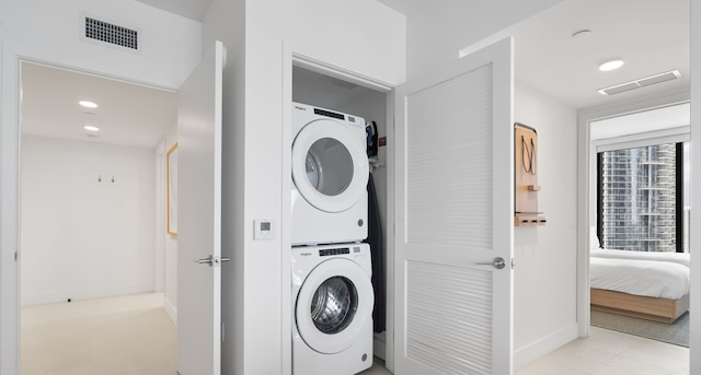 スタイリッシュ アパートメンツ ウィズ パーシャル オーシャン ビューズ イン ダウンタウン