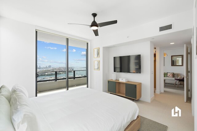 スタイリッシュ アパートメンツ ウィズ パーシャル オーシャン ビューズ イン ダウンタウン