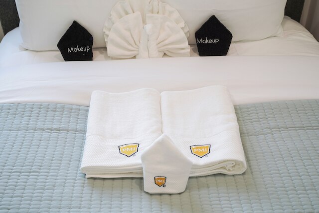 オーシャンビュー サンセットビュー 3 ベッドルーム ラグジュアリー ホーム ヤード