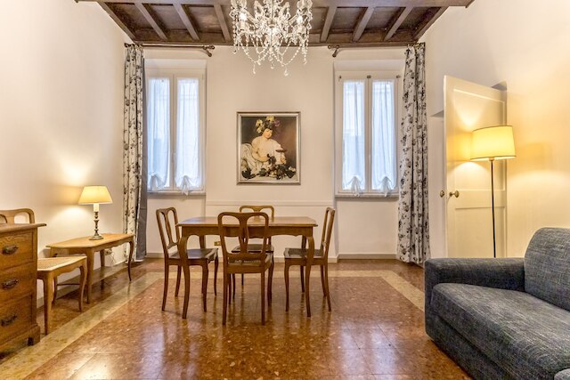 カーサ イシデ イン ローマ ウィズ 1 ベッドルームズ アンド 1 バスルームズ