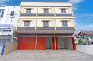 ホテル O ラッポチニ ニア RSIA パラマウント