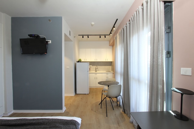 フェア グラウンズ STU ユニバーシティ バイ シー エヌ レント